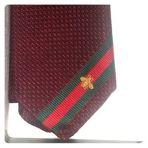 Authentic Gucci bee silk tie